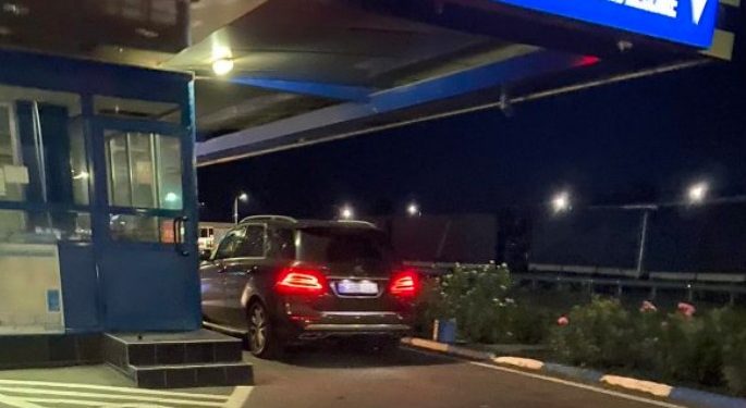 Штефана Гацкана без охраны заметили на пункте пересечения границы