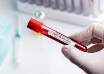 Dublu record tragic în România. Cel mai mare număr de decese și infectări de la începutul pandemiei