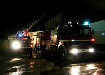 В Бельцах горела квартира. Два человека отравились угарным газом | VIDEO