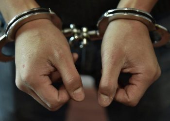 Адвокат из Ниспорень задержан за злоупотребление служебным положением