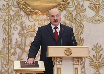 Александр Лукашенко вступил в должность президента Беларуси. Об инаугурации заранее не сообщалось | VIDEO