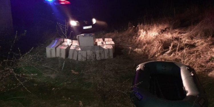 Пограничники обнаружили на берегу Днестра 11 тысяч пачек сигарет