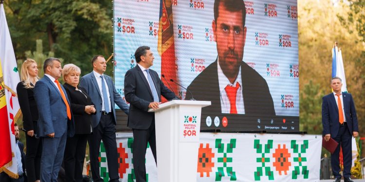 Команда партии “ШОР” зажгла свет на улицах десятков сел и сделала дороги в Оргееве лучшими в стране