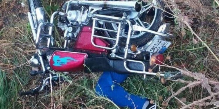 В Тараклии мужчина на мотоцикле погиб после падения с моста