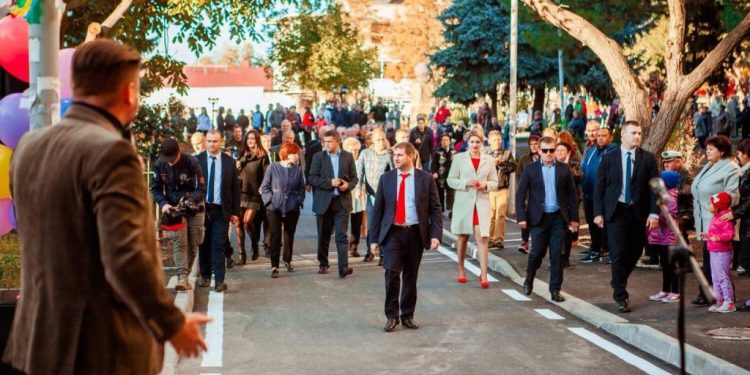 Echipa Partidului „ȘOR” a aprins luminile pe străzile a zeci de sate și a făcut, în Orhei, cele mai bune drumuri din țară