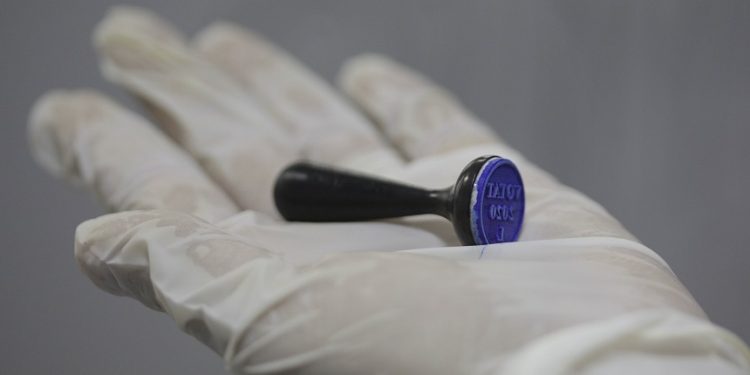 Alegeri în România: Nicuşor Dan a câștigat Capitala. Un edil a făcut infarct după câștig, iar un primar decedat acum zece zile a obținut victorie | VIDEO