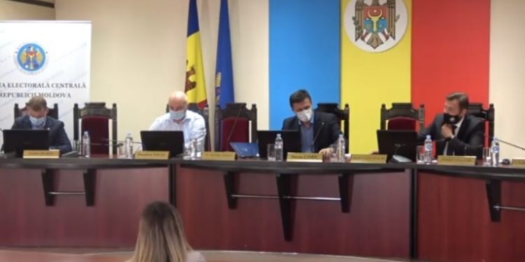 Reacția lui Dorin Cimil, după ce PAS i-a cerut demisia din funcția de președinte și membru al CEC