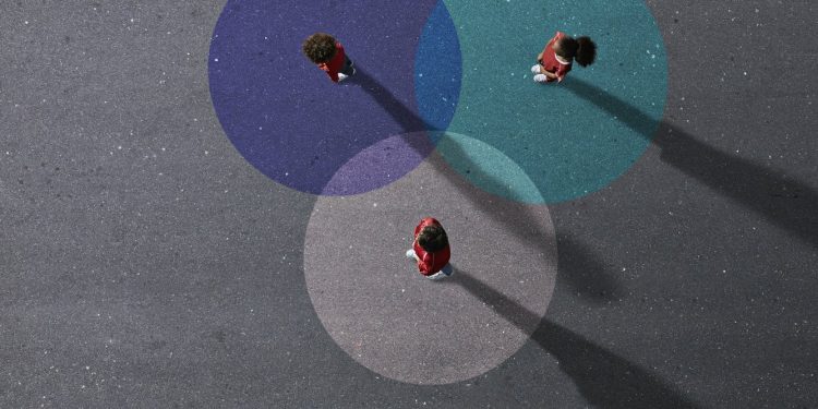 Autoritățile RM au modificat distanța fizică obligatorie. Decizia va intra în vigoare de pe 28 septembrie