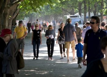 Oameni disperați! Cetățenii RM își doresc ca la conducerea țării să vină Vlad Țepeș, Ștefan cel Mare sau Alexandru Lăpușneanu | VIDEO