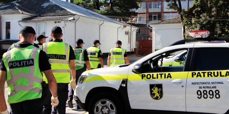 Atenție șoferi: de astăzi inspectorii de patrulare vor fi dotați cu noi alcoolteste și dispozitive de măsurare a vitezei cu laser