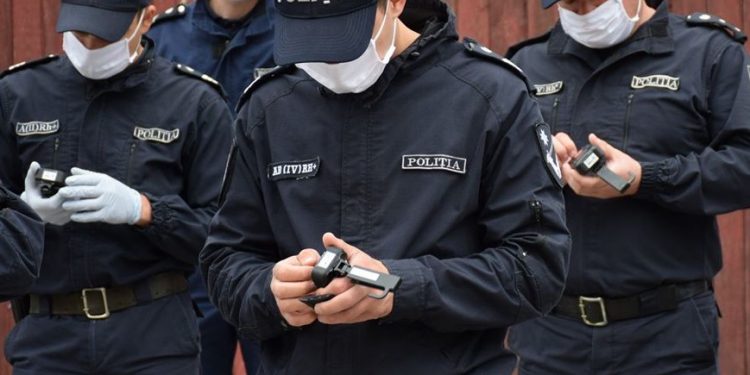 Polițiștii bat alarma: Sunt înregistrate alte 423 de contravenții privind încălcarea măsurilor de prevenire a răspândirii infecției COVID-19