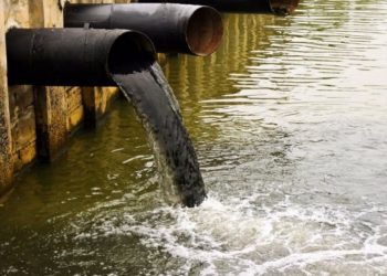 „Pute în sistemul judecătoresc”. Ion Ceban susține că magistrații le vin în ajutor agenților economici responsabili de mirosul urât din Chișinău | VIDEO