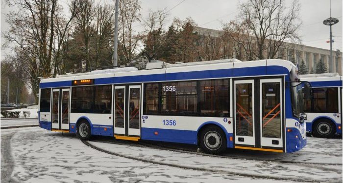 Полицейские проверили столичный общественный транспорт