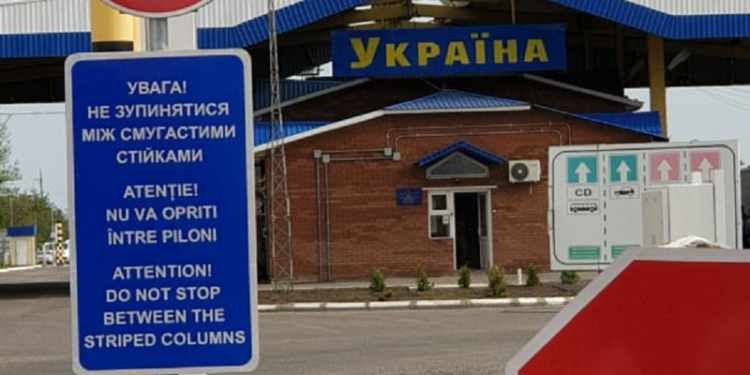 De astăzi, cetățenii străini pot intra în Ucraina. Condițiile impuse