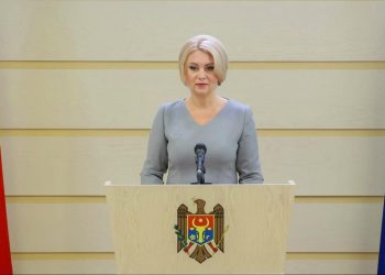 „Țara arde la propriu, agricultorii sunt disperați.” Violeta Ivanov a propus convocarea de urgență a Comisiei parlamentare pentru elaborarea planului de irigare | VIDEO