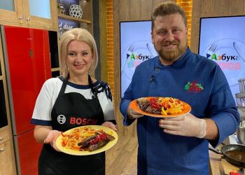 Violeta Ivanov dincolo de politică, surprinsă în bucătărie gătind bucate delicioase