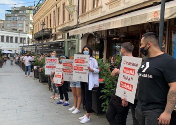 В Бухаресте представители HoReCa вышли на протест после закрытия ресторанов