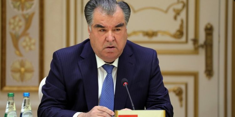 Эмомали Рахмон в пятый раз победил на выборах президента Таджикистана