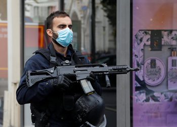 СМИ: Во Франции произошел второй теракт за день