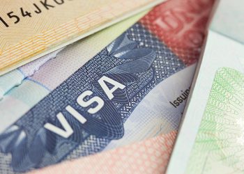 США ужесточают правила выдачи рабочих виз