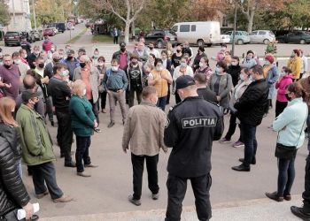 Cod Roșu la Cimișlia. Mai mulți agenți economici protestează în centrul orașului