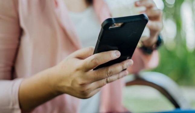 În ziua alegerilor prezidențiale va fi realizat un exit-poll, prin telefon. CEC spune că nu a autorizat exercițiul