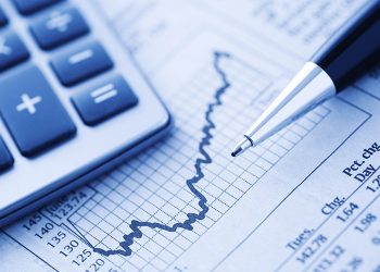 Accizele la produsele din tutun, alcoolice și petroliere urmează a fi stabilite pe trei ani