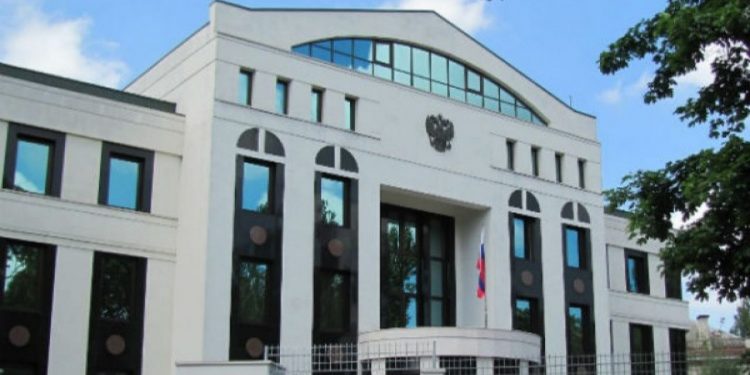 Ambasada Rusiei la Chișinău acuză Ambasada României de „cinism” și că are „rapoarte blasfemice în justificarea criminalilor fasciști”