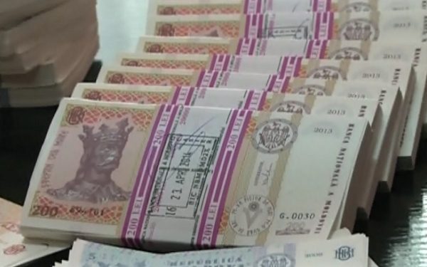 „Din noiembrie, vor fi probleme cu achitarea salariilor și pensiilor”, susține Slusari. Cum a reacționat Ministerul Finanțelor