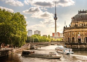 Moscova acuză Berlinul de amestec în alegerile din Moldova