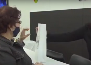 «Privește și Câștigă»: Alți 14 norocoși ai concursului au primit premiile bănești de la Televiziunea Centrală | VIDEO