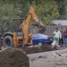 De trei ani, locuitorii unei clădiri de pe strada Albișoara încearcă să împiedice construcția unui drum în curtea lor. Oamenii s-au adresat consilierilor municipali din partea PP «ȘOR» | VIDEO