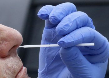 Продлен срок применения ряда мер по контролю инфекции COVID-19