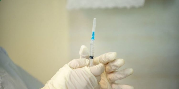 OMS și-a schimbat atitudinea față de preparatele anti-coronavirus Remdesevir, Hydroxychloroquine și Interferon