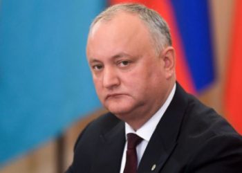 „Publicitate prin telefon”. Cumnatul lui Ion Ceban, implicat în chestionarea alegătorilor în favoarea lui Igor Dodon