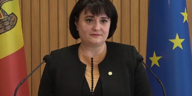 Viorica Dumbrăveanu admite că numărul persoanelor infectate cu COVID-19 ar putea fi mai mare decât cel oficial