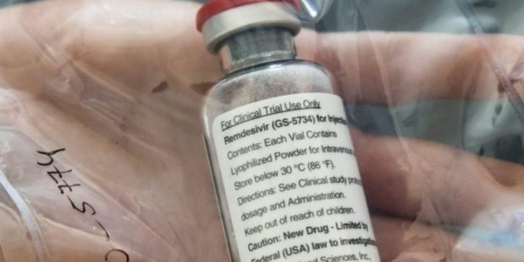Remdesivir, aprobat definitiv de Autoritatea Americană a Medicamentului