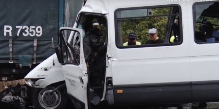 Un șofer moldovean riscă 20 de ani de pușcărie după ce ar fi provocat un accident cu trei morți