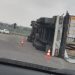 Un camion s-a răsturnat la Florești