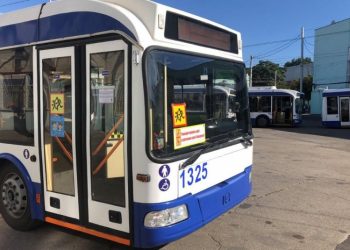 La inițiativa consilierilor municipali din partea Partidului Politic ”ȘOR”, educatorii pot folosi transportul destinat școlarilor, pentru a-i proteja de COVID-19 | VIDEO