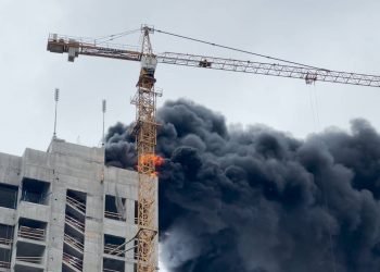 Крупный пожар на западе Москвы
