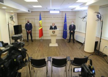 “За Молдову”: Вступать в закулисные, келейные, сепаратные переговоры с левыми и правыми мы не намерены