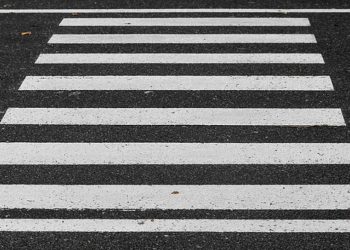 Un elev la o școală auto a accidentat un copil pe o zebră din Chișinău