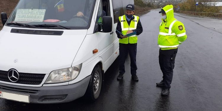 ANTA a verificat transportul rutier de persoane în ziua alegerilor prezidențiale. Câți șoferi au fost amendați