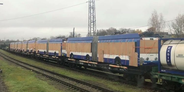 Troleibuzele din Riga sunt în drum spre Chişinău. Când vor fi puse în circuit