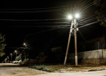 Datorită echipei lui Ilan Șor, luminile s-au aprins și pe străzile satului Bulăiești din raionul Orhei | VIDEO