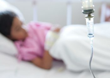 Peste 30 de elevi ai unui liceu din capitală au prezentat simptome de intoxicație. Când vor fi cunoscute rezultatele probelor? | VIDEO