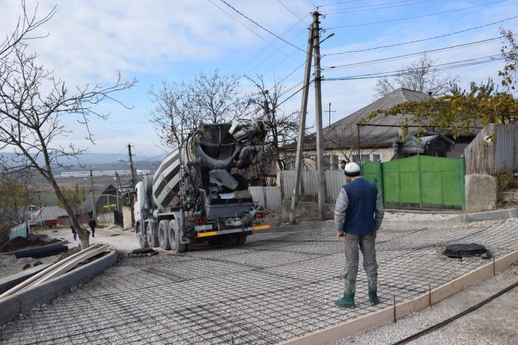 La Orhei, continuă renovarea străzilor cu aplicarea celor mai moderne tehnologii