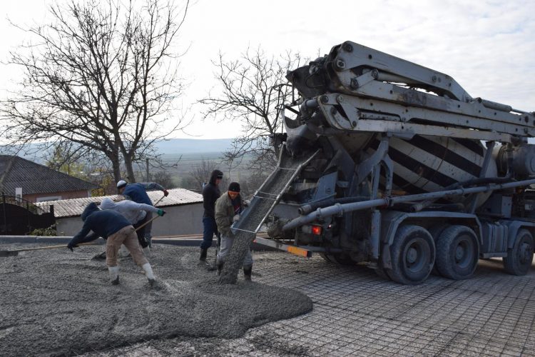 La Orhei, continuă renovarea străzilor cu aplicarea celor mai moderne tehnologii