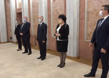 Noii miniștri au depus jurământul. Dodon: Urmează și alte schimbări